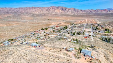 Bird's eye view featuring a mountain view, a deser