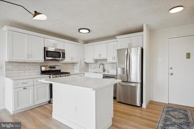 Radnor House unit 314, Bryn Mawr, PA 19010 - photo 4