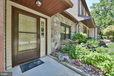 8532 Trumbauer Dr, Glenside, PA 19038 - photo 5