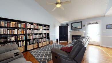 897 Sutters Place-15