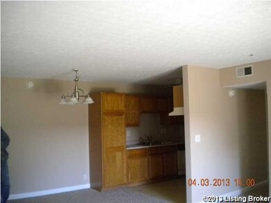 177 Central Blvd unit 2, Mount Washington, KY 40047 - photo 3