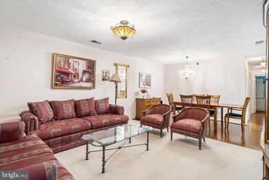 2149 Woodbox Ln unit A, Baltimore, MD 21209 - photo 4