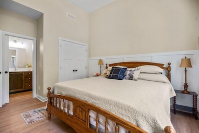 38 N Lakeside Cir, Lacygne, KS 66040 - photo 5