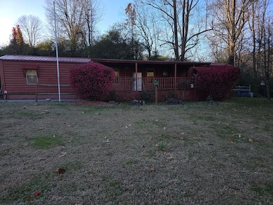 45 Fourmile Run Rd, Middlesboro, KY 40965 - photo 2