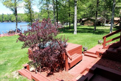 5067 N Red Maple St Irons MI-large-005-
