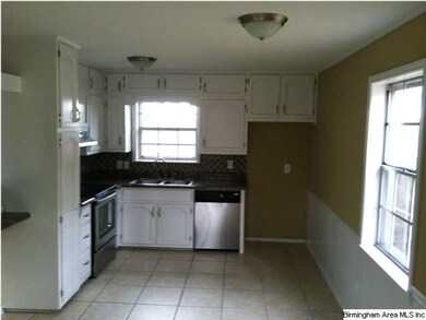 Huge eat-in kitchen