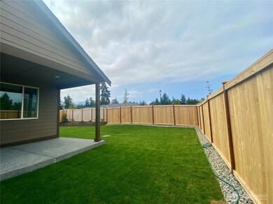 Homesite 8 Sideyard