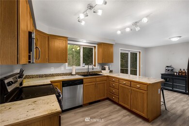 22616 Brookside Ct SE, Yelm, WA 98597 - photo 6