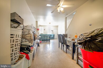 527 E Lafayette St, Norristown, PA 19401 - photo 3