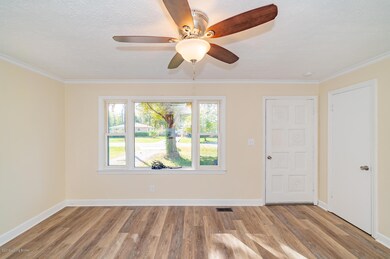 5619 Bradbury Ave L-25