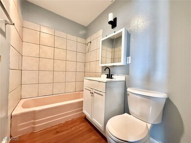 1458 Silver Mesa Cir unit 4, Las Vegas, NV 89169 - photo 5