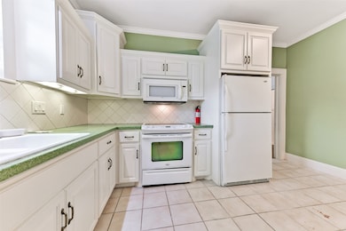 4701 Avenue North 1 2 Rear, Galveston, TX 77551 - photo 4