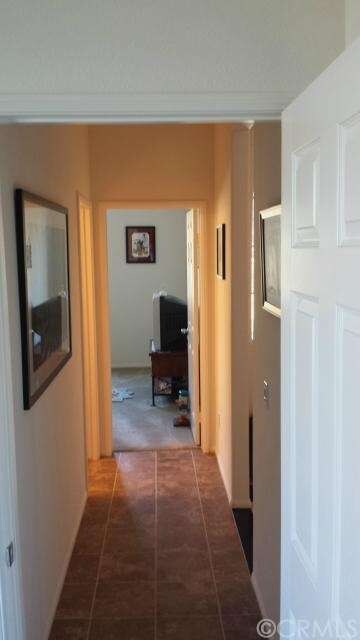 5552 N Pinnacle Ln, San Bernardino, CA 92407 - photo 2