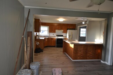 103 Eminence Ave, Harrodsburg, KY 40330 - photo 6