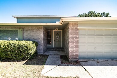 8418 Twin Lamps Ln, Houston, TX 77064 - photo 4