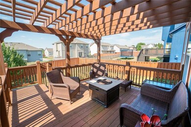 1280 SW Nagona Ln, Lees Summit, MO 64082 - photo 7