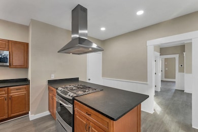 24 Pierce St, Concord, NH 03301 - photo 5