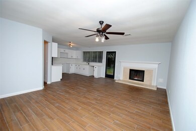 8023 Sunny Ridge Dr, Houston, TX 77095 - photo 3