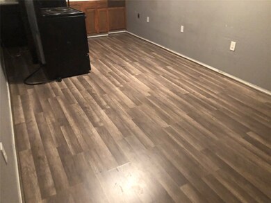 7136 Eastwood St unit A, Houston, TX 77021 - photo 3