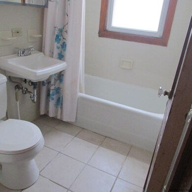 28 Arcadia Ave, Albany, NY 12209 - photo 6