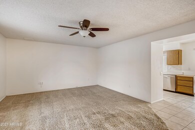 6-490108164-07 Living Room