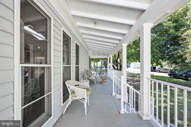 126 5th St, Colonial Beach, VA 22443 - photo 3