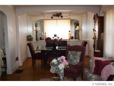 Living Room Dining Area adjoins Living Room featur