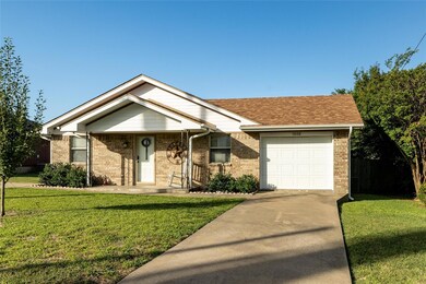 1606 Bonner Rd, Gainesville, TX 76240 - photo 2