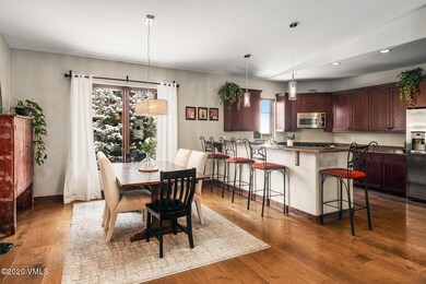 335-PalmerLoop-MLS_05