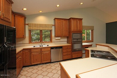 Redbud Trail_26