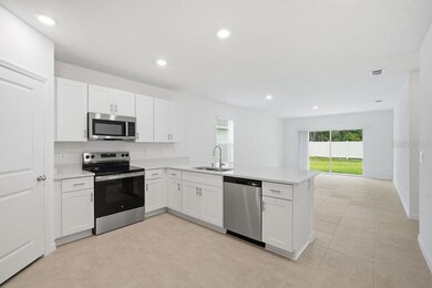 13584 Tropical Breeze ~ Ready Now