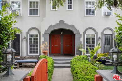 1357 S Cloverdale Ave, Los Angeles, CA 90019 - photo 6