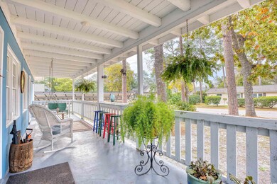 View of patio / terrace with covered porch