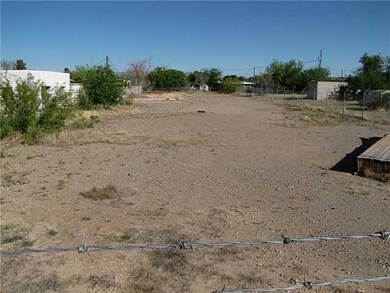 545 East Rd, El Paso, TX 79915 - photo 3