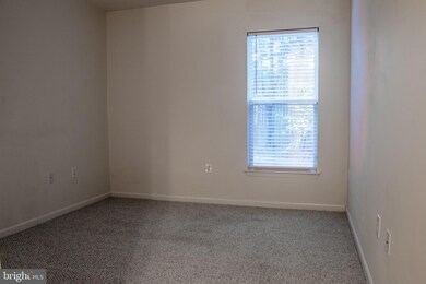 1301 Karen Blvd unit 101, Capitol Heights, MD 20743 - photo 2