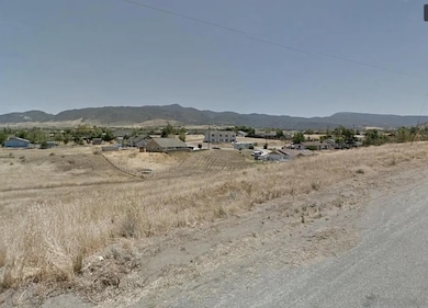 19920 Mesa Dr unit 10, Tehachapi, CA 93561 - photo 3