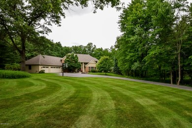 003-Front_View-2940087-medium