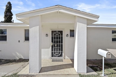 229 Kelvin Ave, El Paso, TX 79915 - photo 5