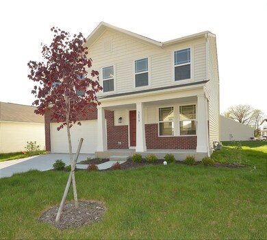 002_Front View
