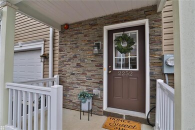 2252 Rising Hill Rd, Whitehall, PA 18052 - photo 2