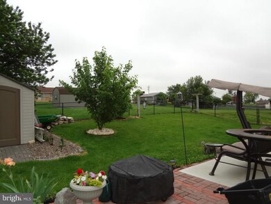 1292 Mallard Dr W, Chambersburg, PA 17202 - photo 3