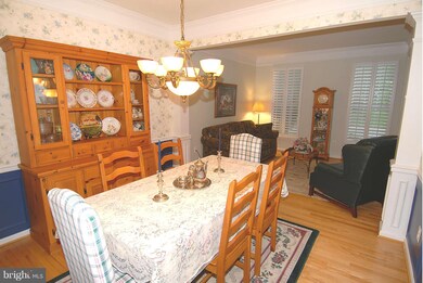 12907 Mccubbin Ln, Germantown, MD 20874 - photo 6