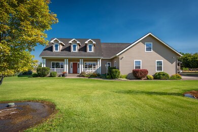 NE Knickerbocker Ln (7 of 85)