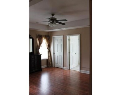 Master Bedroom. LARGE MASTER BEDROOM WITH HUGE WAL