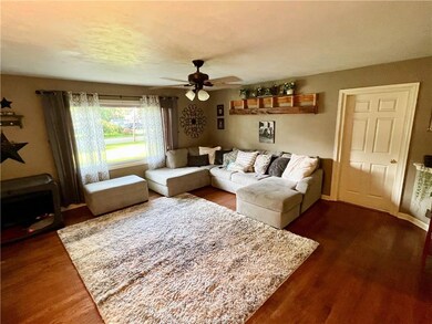 3015 E 5th St, Anderson, IN 46012 - photo 6