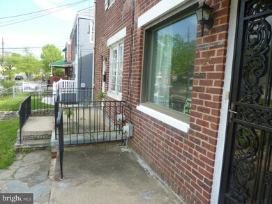 5513 Central Ave SE, Washington, DC 20019 - photo 2