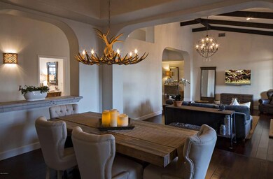 008_Formal Dining