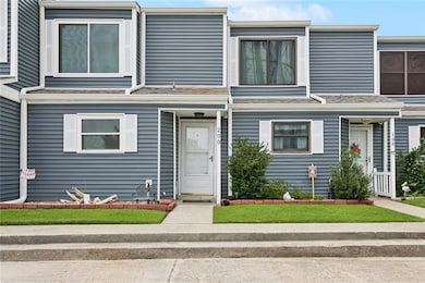 200 Marina/ Waterfront Property