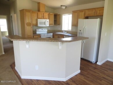 023-394550-Kitchen1a