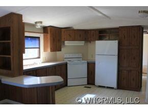 184 Red Rock Ln, Mill Spring, NC 28756 - photo 6